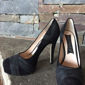Black suede Pumps, size 8.5